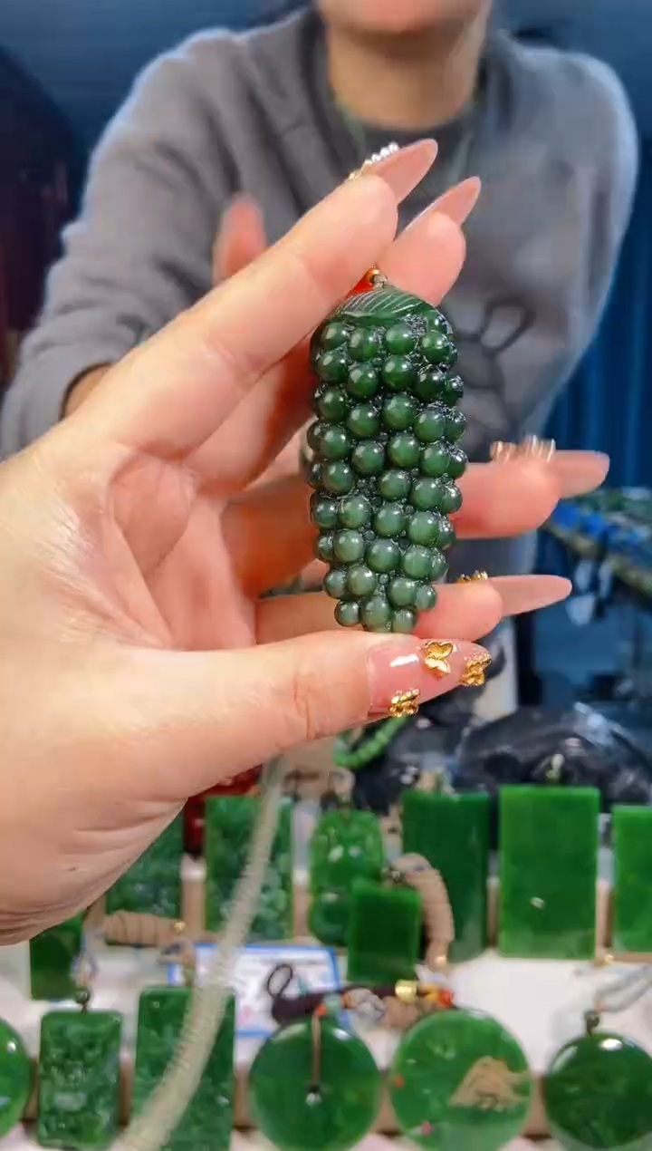 【闪购商品】和田玉挂件未镶嵌1