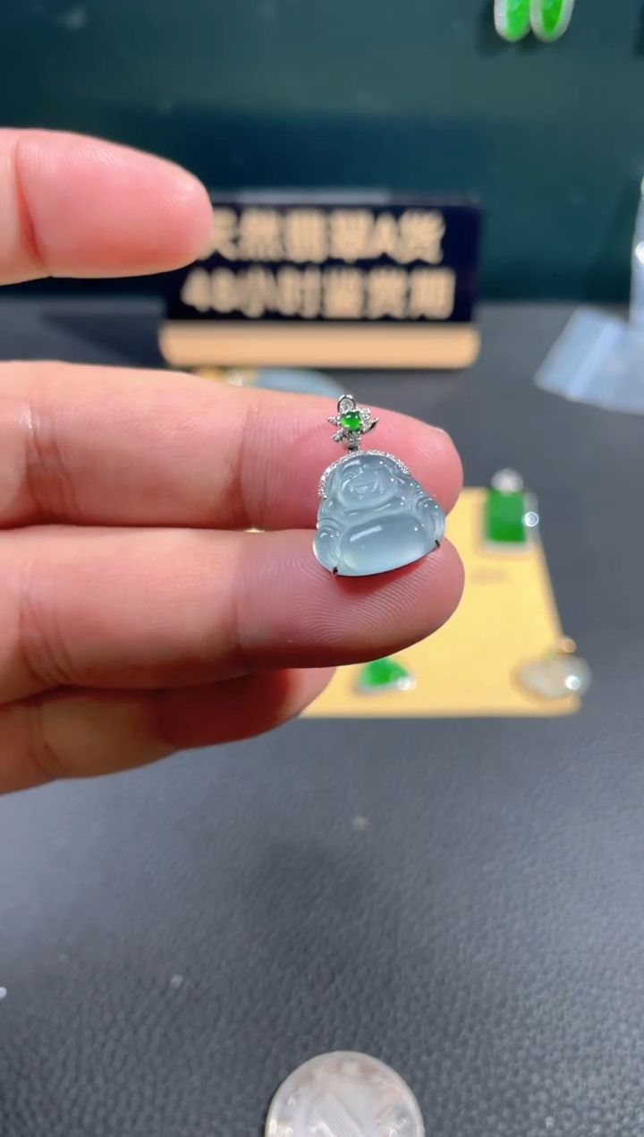 【闪购商品】翡翠颈饰18K金镶嵌翡翠