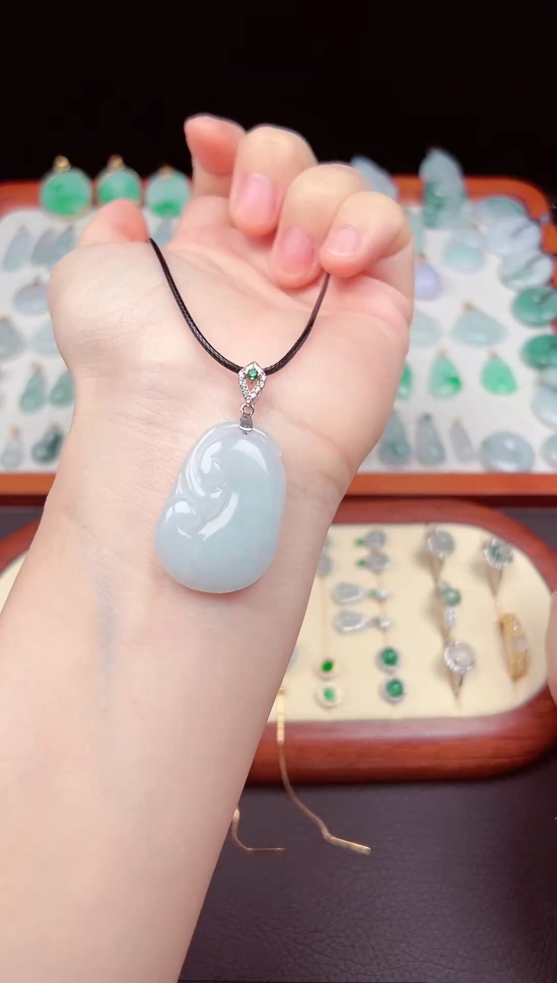 【闪购商品】翡翠颈饰银S925镶嵌如意