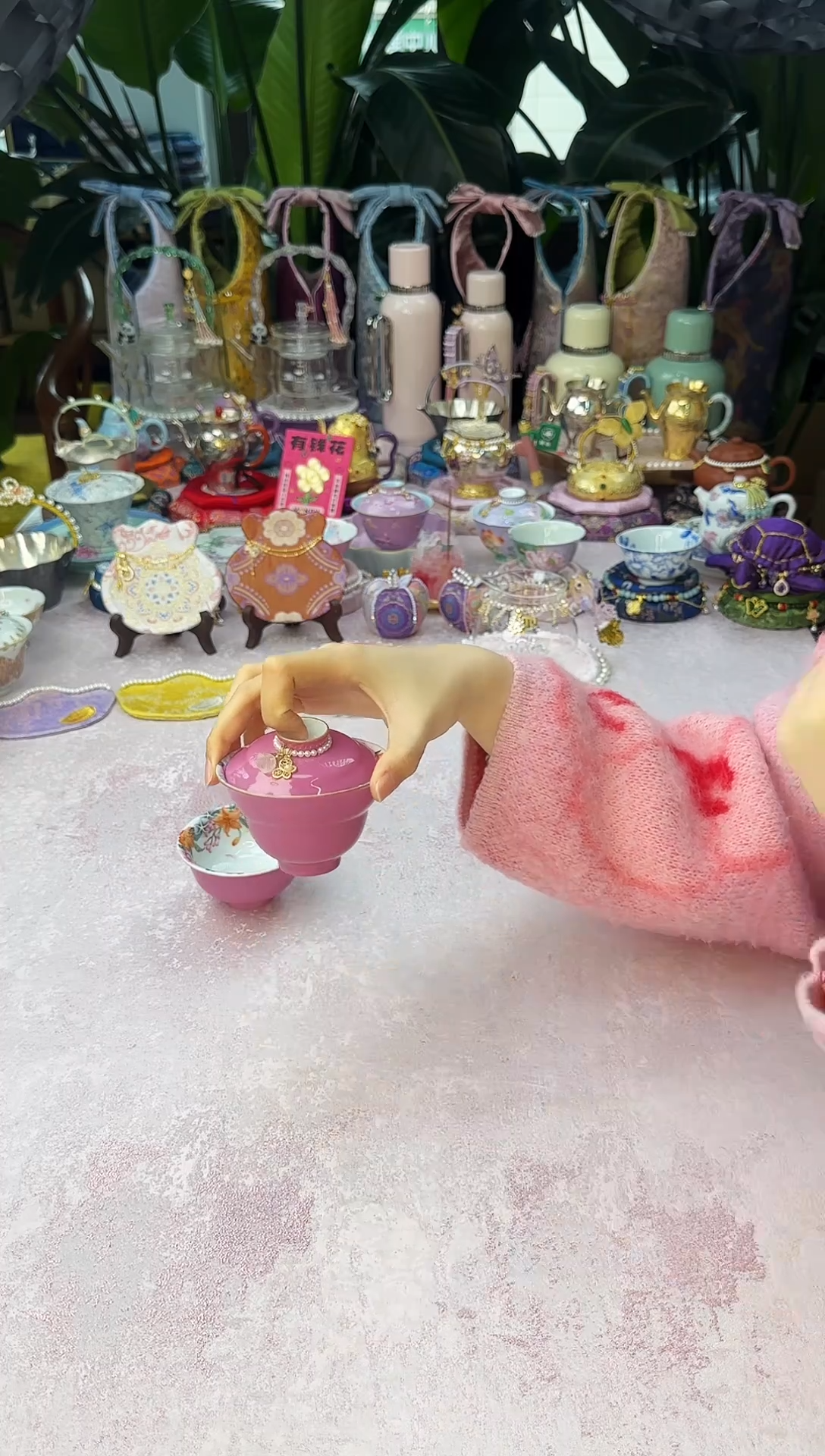 93 灵玺贡坊胭脂红盖碗带滴流