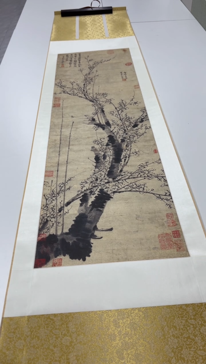 【复刻品】王冕 墨梅图