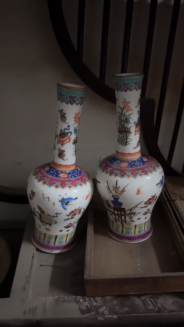 木马家士大院香木摆件