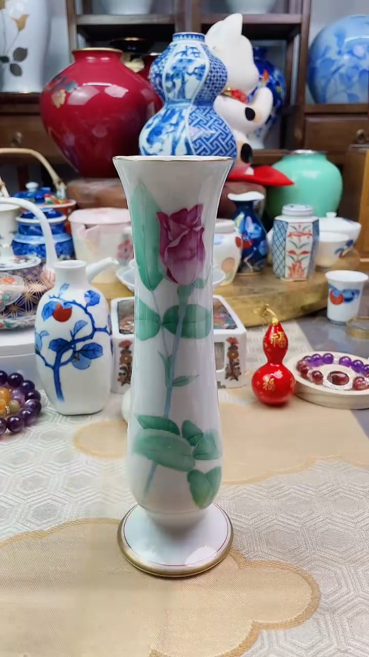 【闪购商品】盘香兰社花瓶一一一