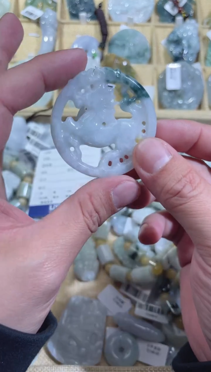 【闪购商品】翡翠颈饰未镶嵌天然缅甸A货翡翠（多样性发货）马牌