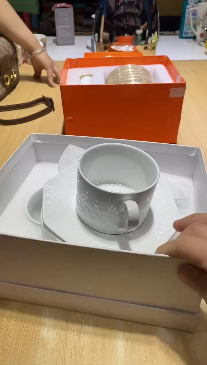 瓷片生活的本意就是开心@@1