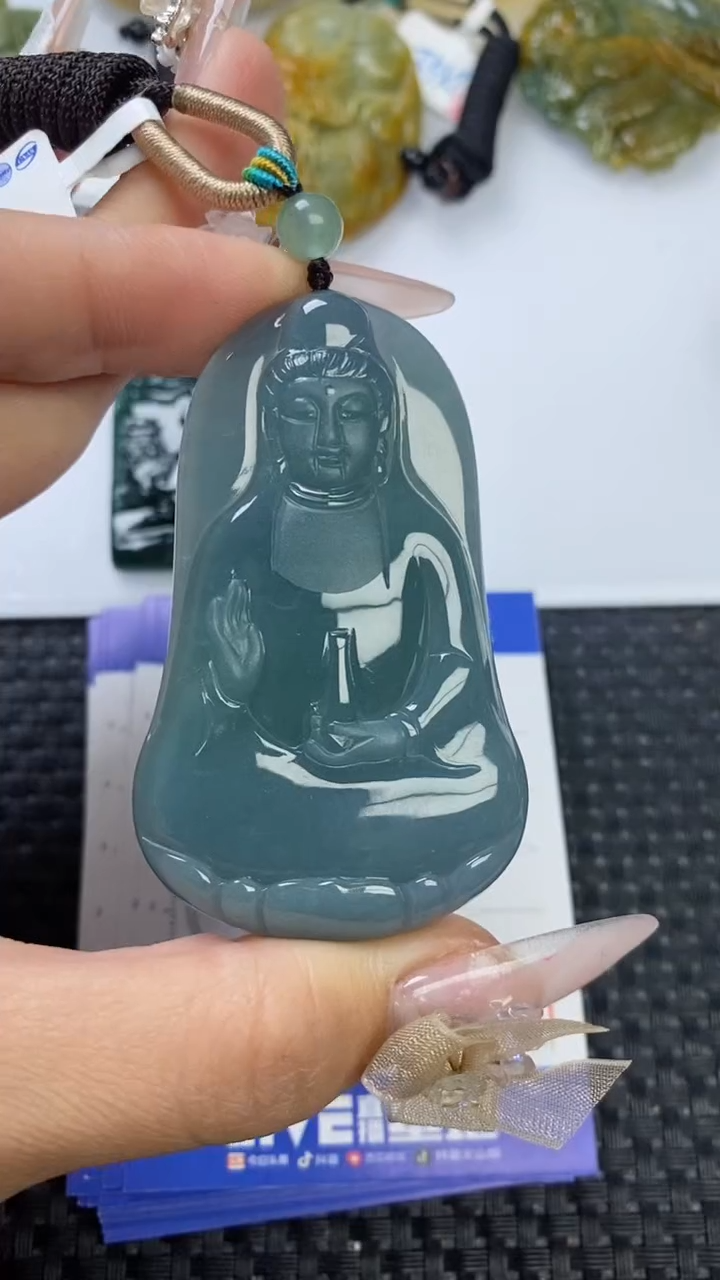 【闪购商品】翡翠颈饰未镶嵌1111111111111111