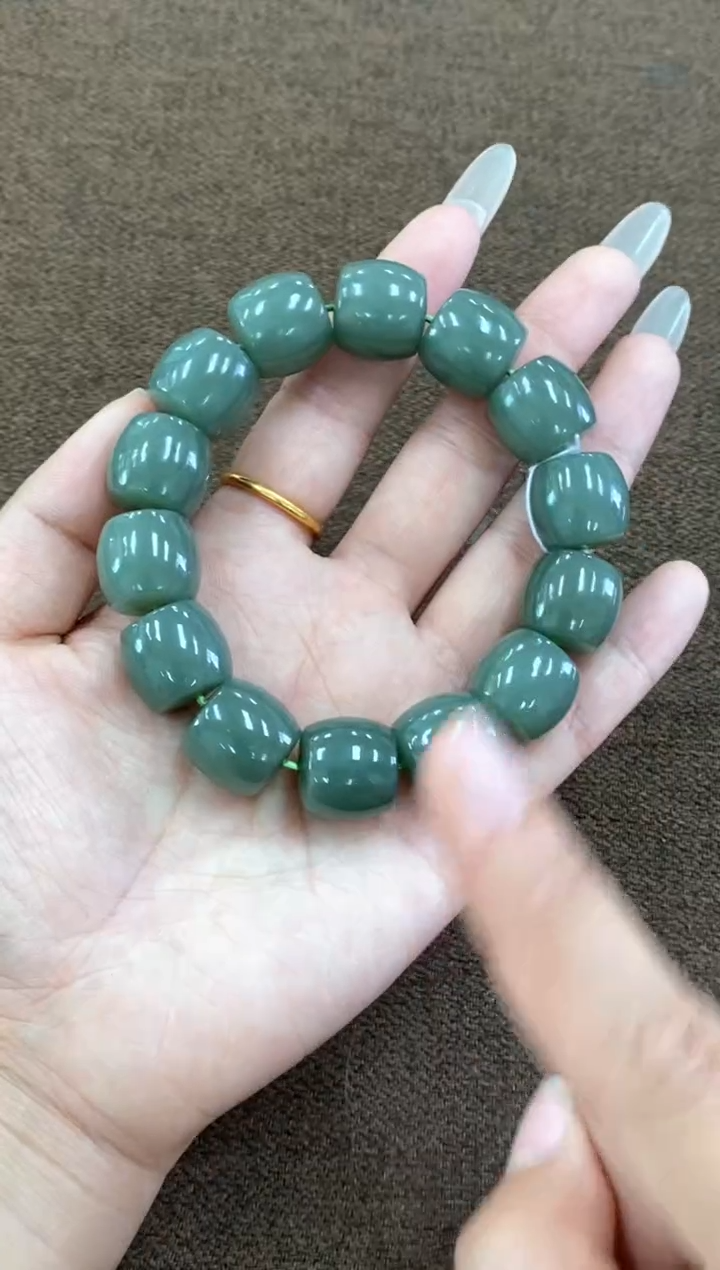 和田玉未镶嵌珠宝奇石纯天然新疆和田玉卡16ZAA1162