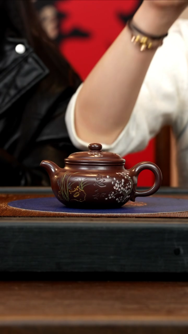 【闪购商品】紫砂茶壶WYS 紫袍玉砂 仿古 251cc