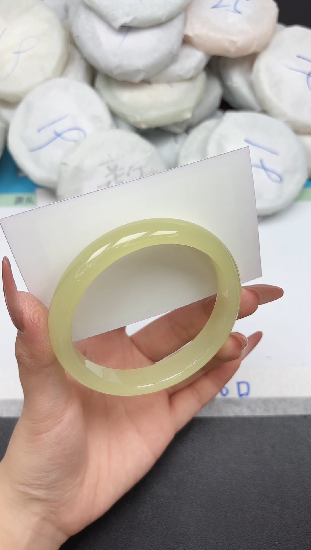 未镶嵌手镯石英质玉245-62-63