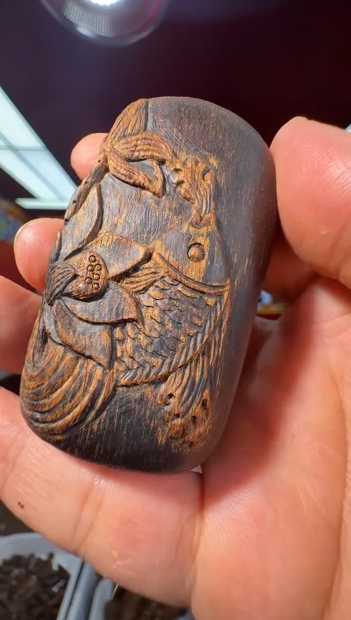 沉香吊坠e124都彭多样性发一