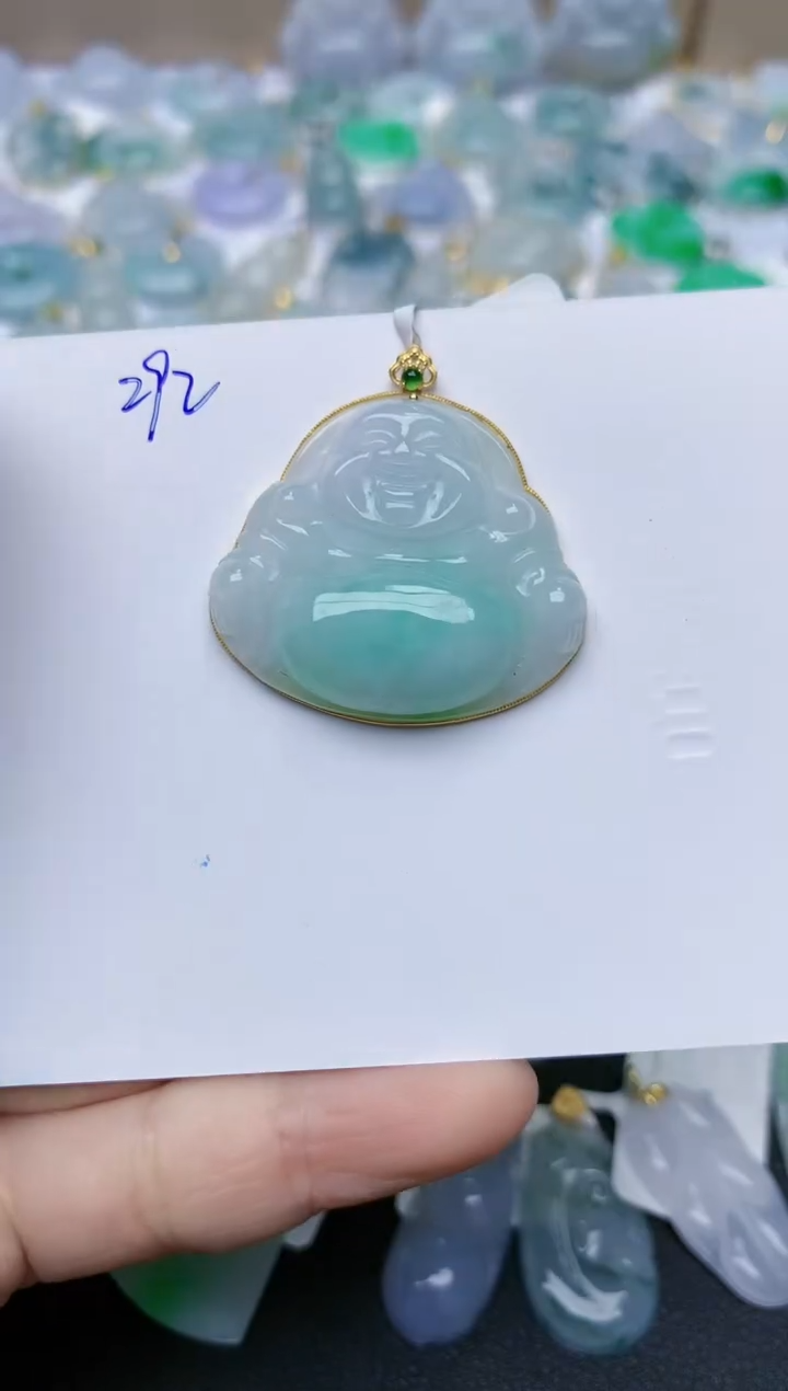 【闪购商品】翡翠颈饰18K金镶嵌天然翡翠A货    