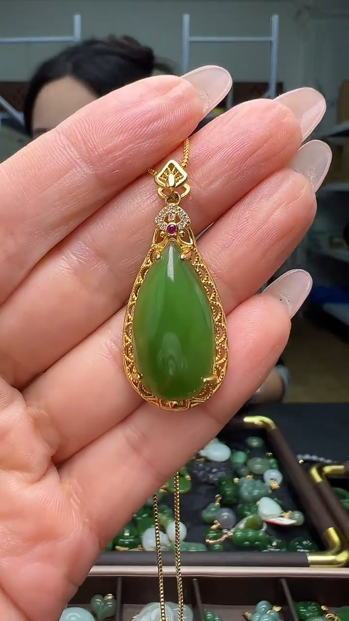 颈饰未镶嵌和田玉(多样性发货.发其一）10.28.53