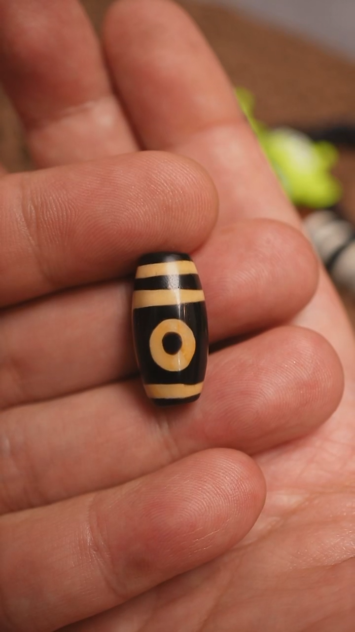 未镶嵌颈饰玛瑙/玉髓J*1