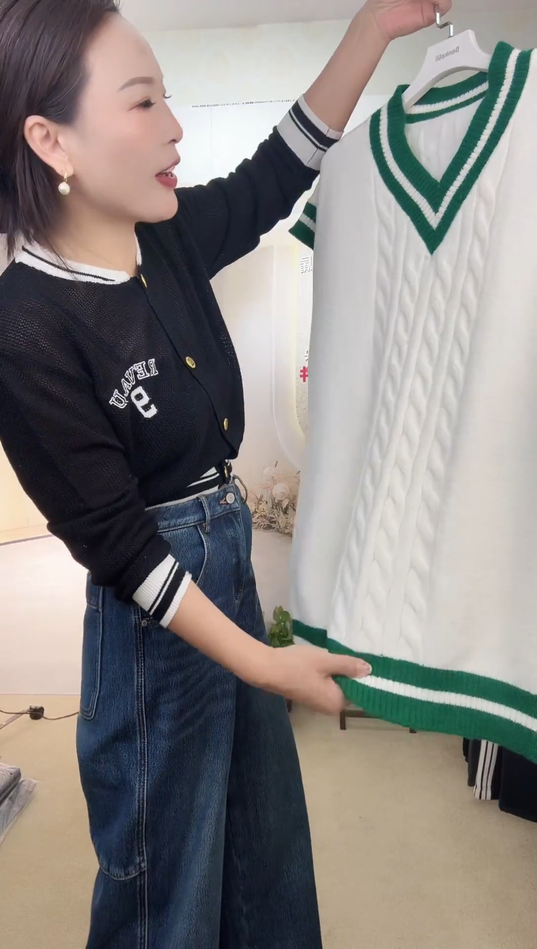 爱****?白色背心666666
