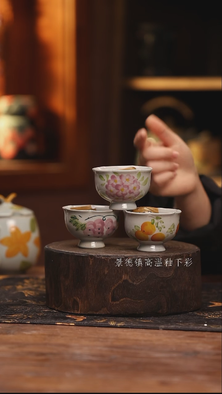 陶瓷景德镇高温釉下手绘陶瓷