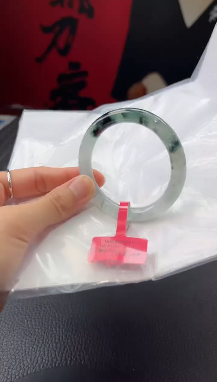 【闪购商品】翡翠手镯未镶嵌7翡翠手镯