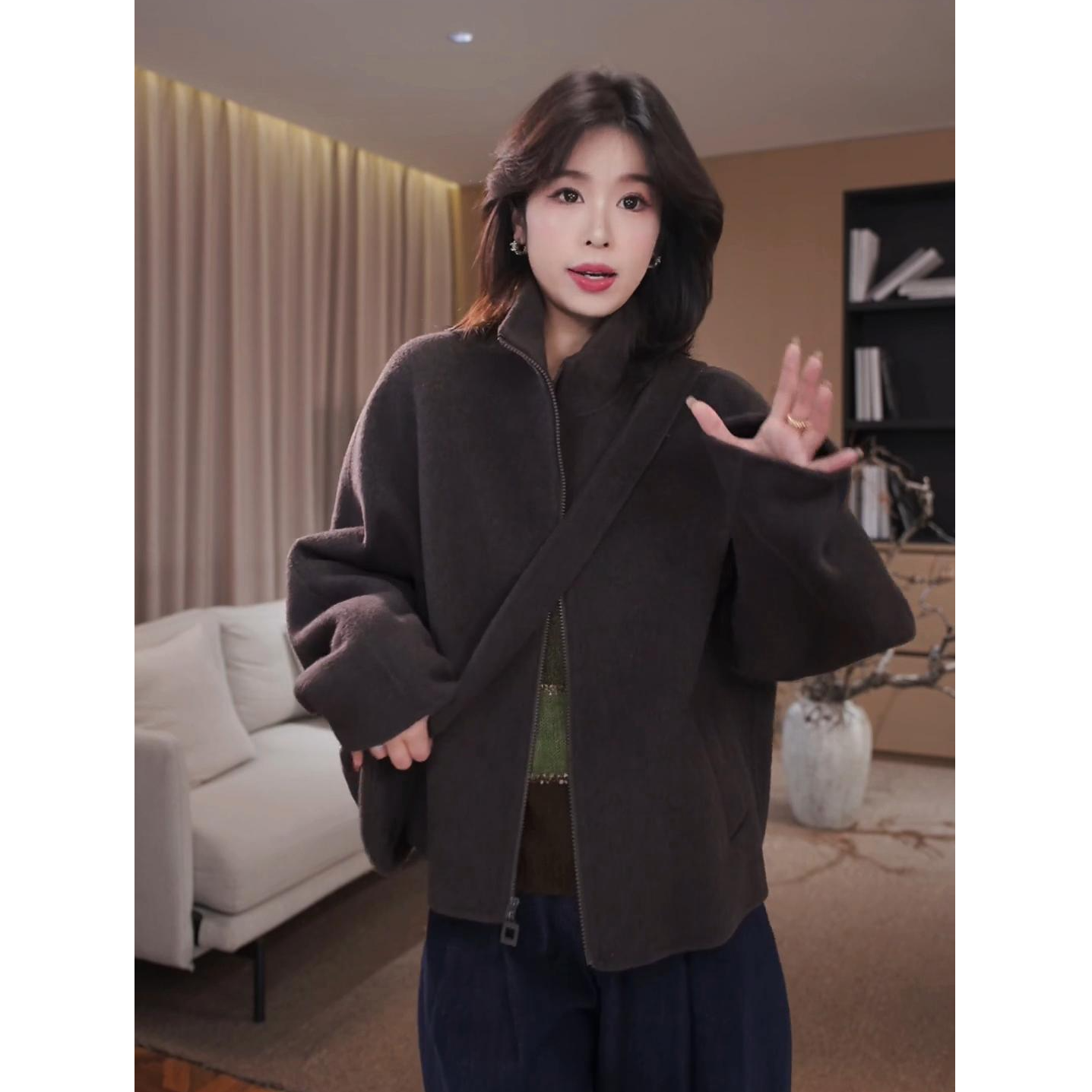 广州琴姐【多伦多】时尚高级感带包包立领双面毛呢外套女秋款 35094