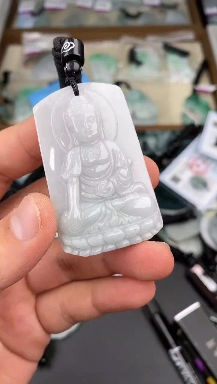 【闪购商品】翡翠颈饰未镶嵌  天然翡翠，一物一图