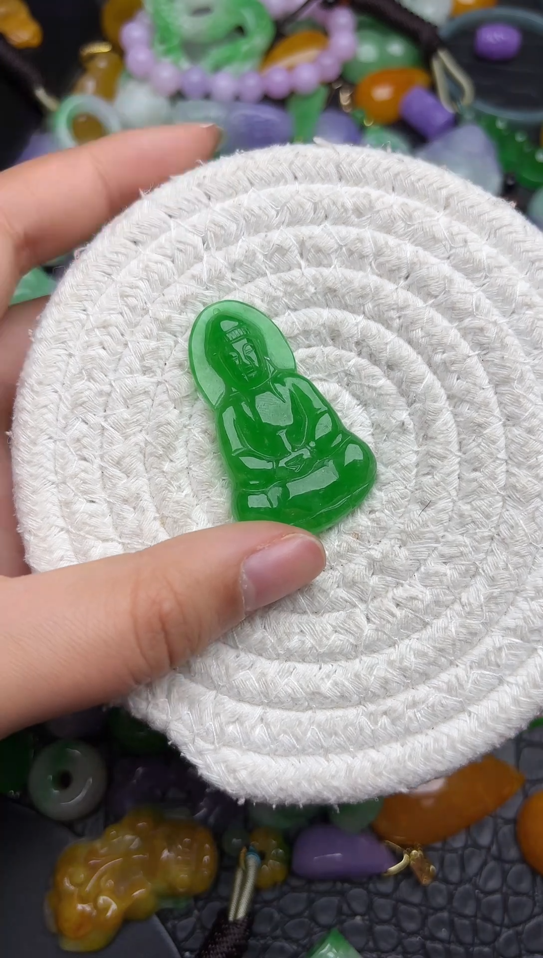 颈饰未镶嵌翡翠缅甸翡翠吊坠