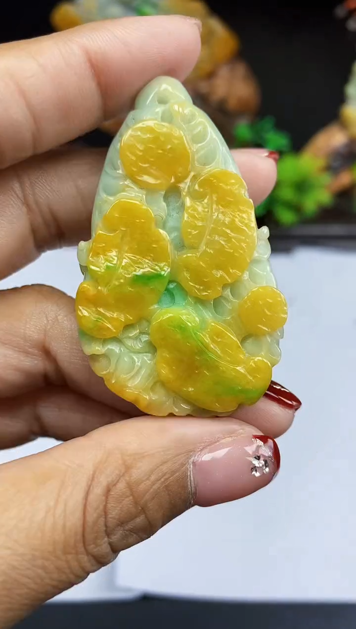 【闪购商品】翡翠颈饰未镶嵌翡翠A货