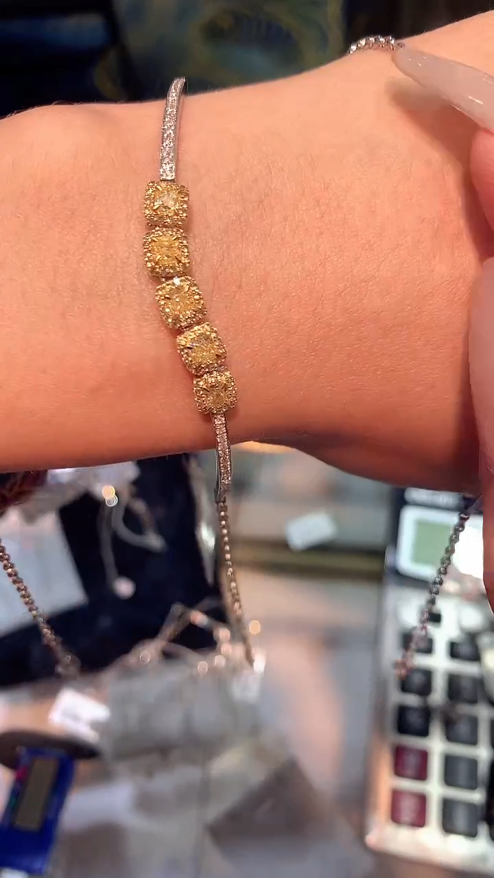 【闪购商品】钻石手链18K金镶嵌钻石手链