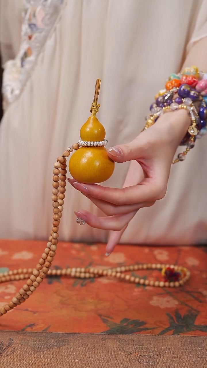 136漆艺工艺小葫芦138