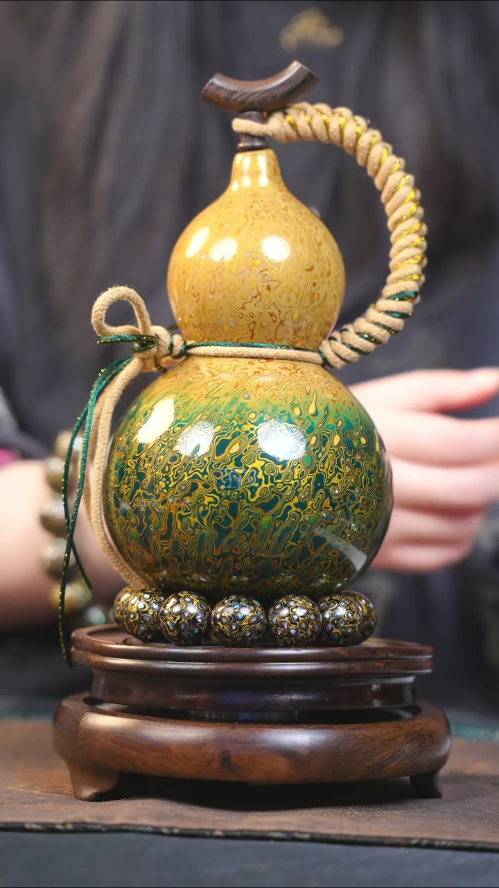 【闪购商品】YK220漆艺酒葫芦不包手串及旋转底座