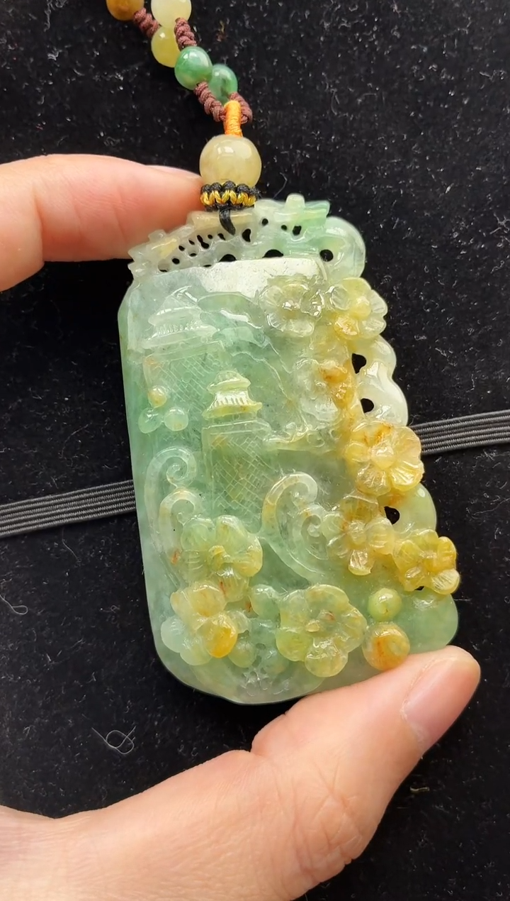 颈饰未镶嵌翡翠牌子