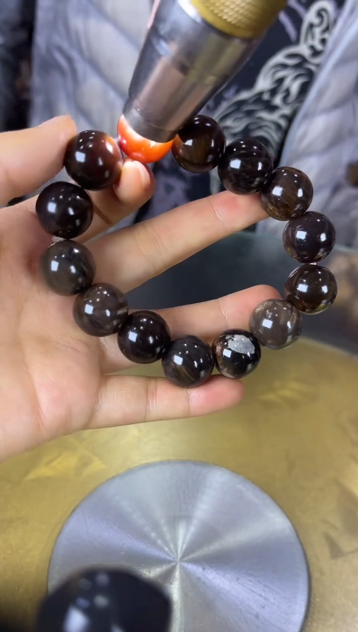 未镶嵌珠宝奇石硅化玉缅甸天然树化玉摆件