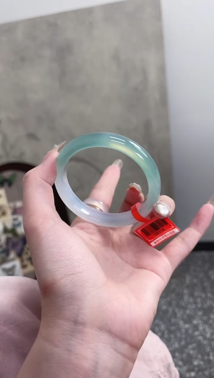 【闪购商品】玛瑙/玉髓手镯未镶嵌55-56圈 需要包容