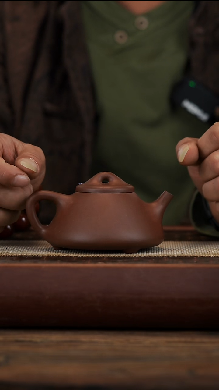 茶壶紫砂紫泥子冶200容量微瑕