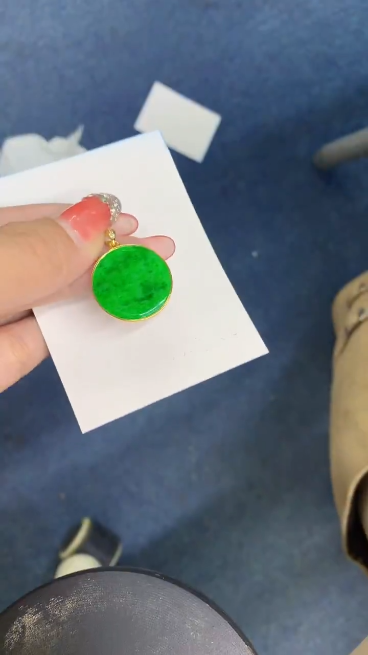 颈饰未镶嵌翡翠1