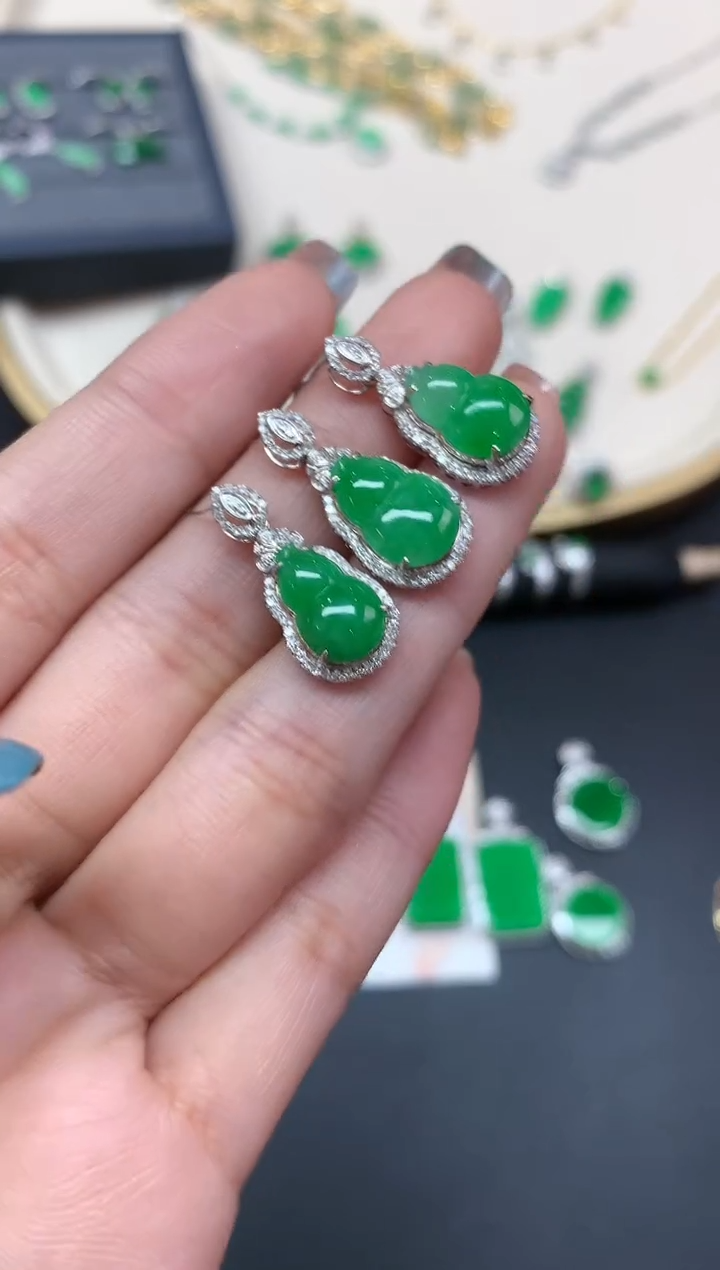 【闪购商品】翡翠吊坠(不含链)18K金镶嵌吊坠多样性发其一A268|2980