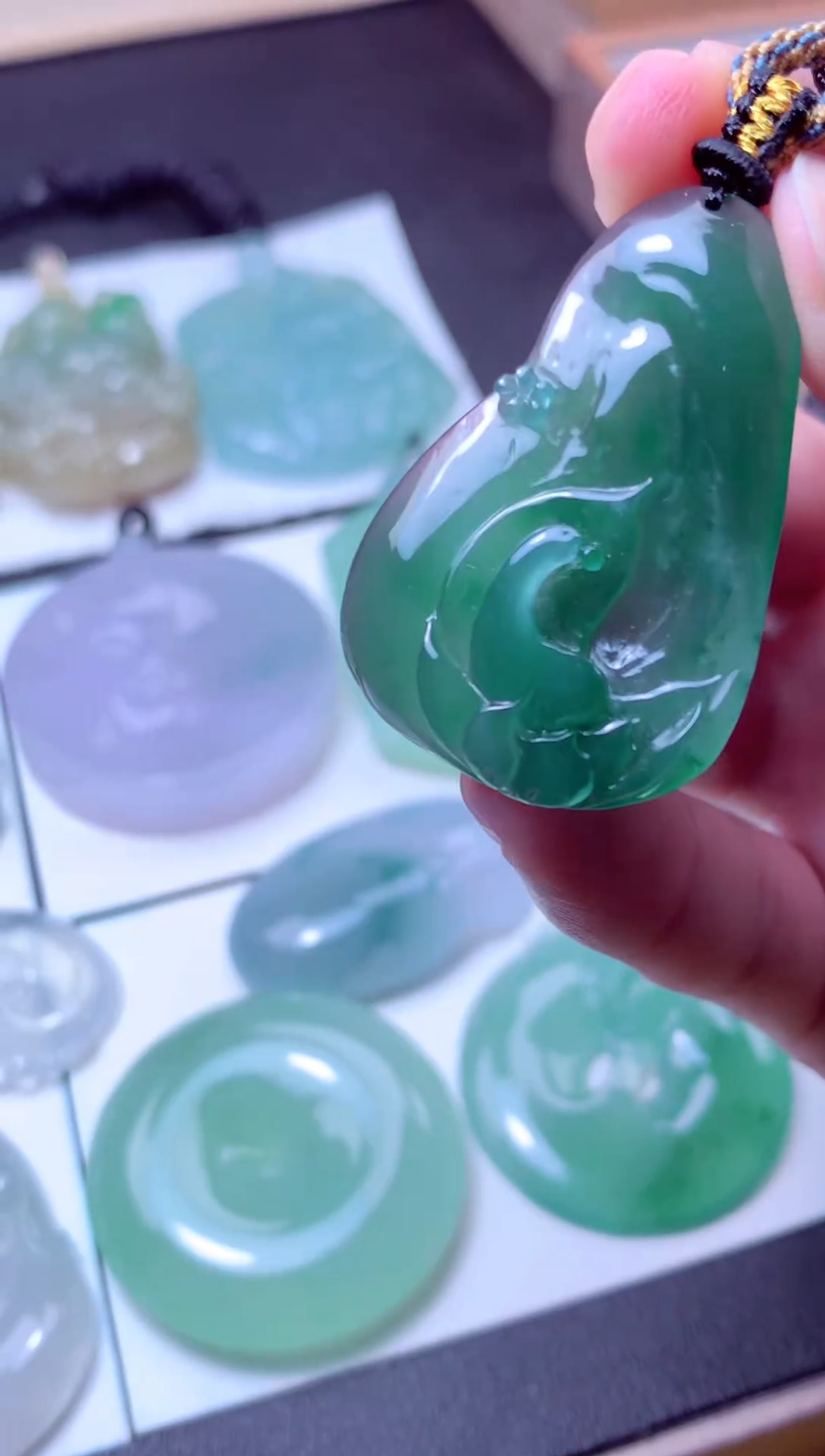 颈饰未镶嵌翡翠天然A货翡翠