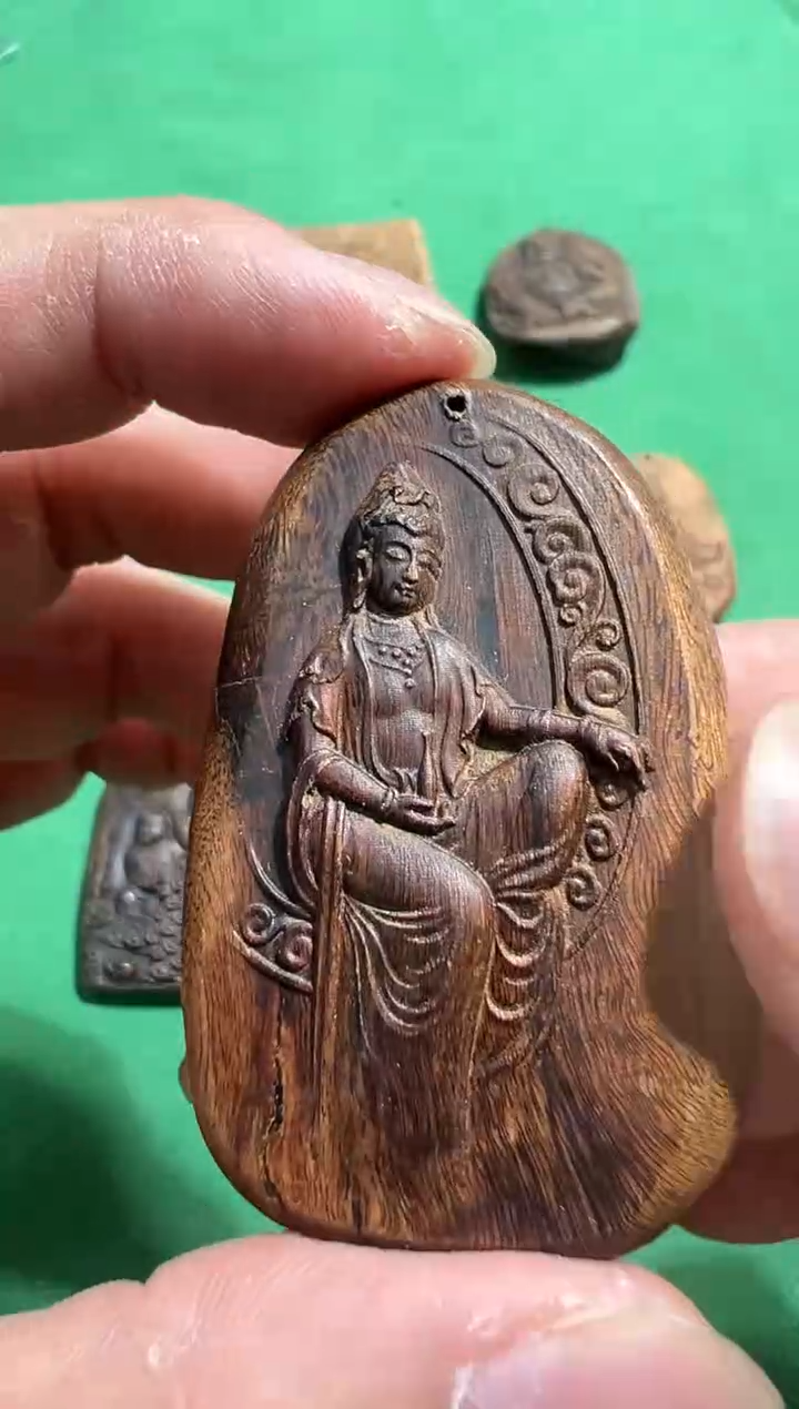 【闪购商品】沉香吊坠112号多样性发一