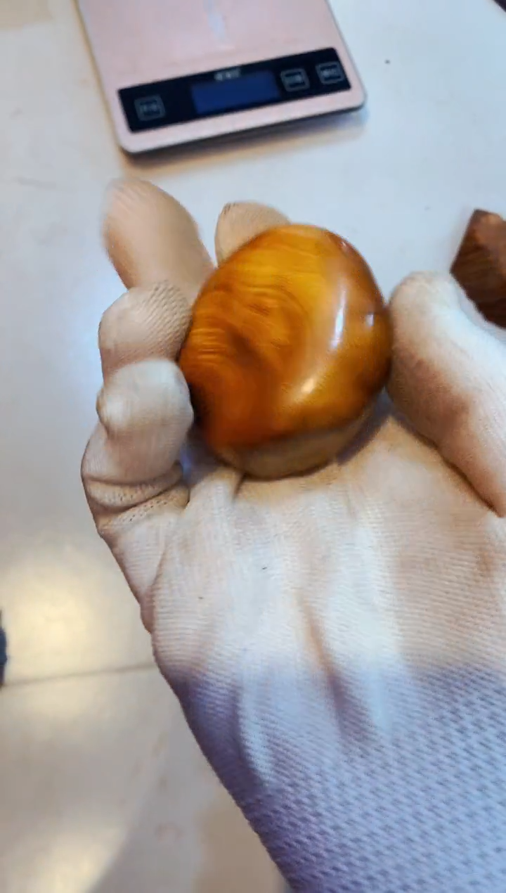 柏木（崖柏）10北太行崖柏陈化手把件手串