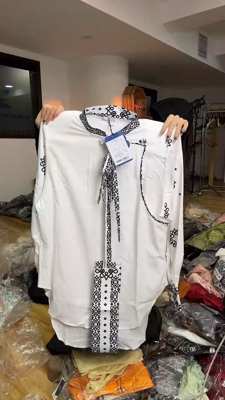 L码     110-120斤   衬衣