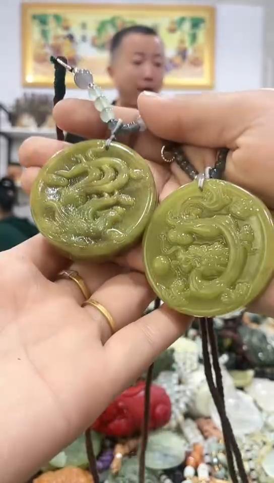 未镶嵌岫玉挂件 多样性发货发其中一对