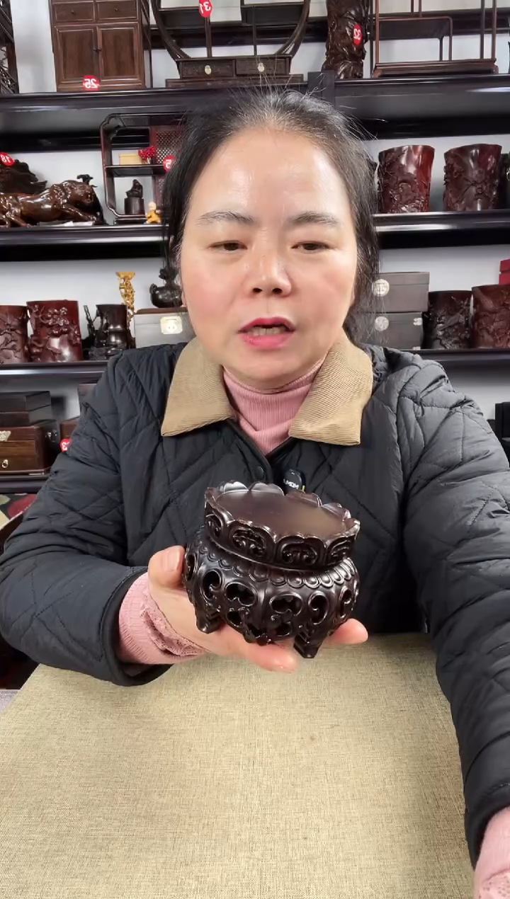 木老李红木工艺品新莲