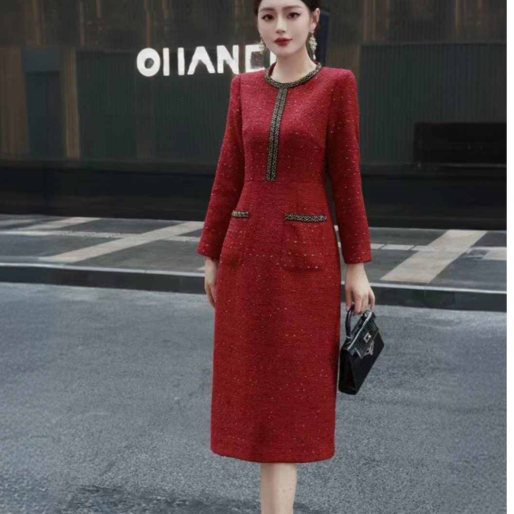 深圳显瘦气质长袖洋气秋冬安可中长款高贵轻奢连衣裙裙子红色气质