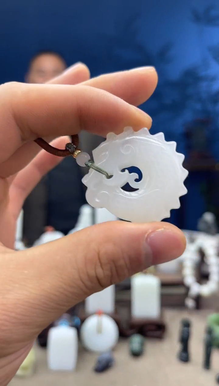 【闪购商品】和田玉颈饰未镶嵌1