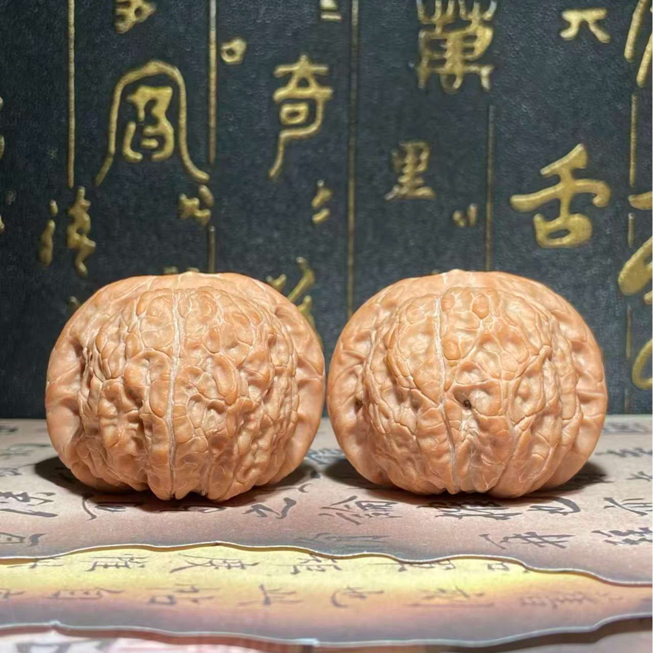 R8文玩核桃把件血麒麟边39肚37.5高31