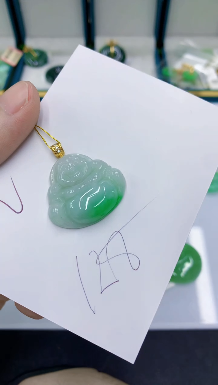 颈饰未镶嵌翡翠翡翠