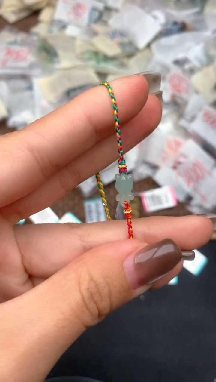 未镶嵌挂件翡翠—