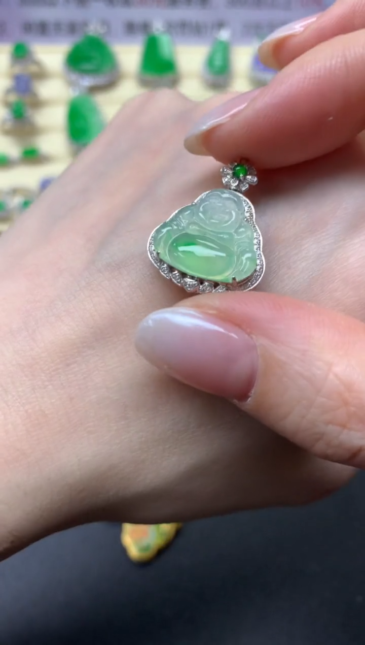 【闪购商品】翡翠吊坠(不含链)18K金镶嵌吊坠|5500+550