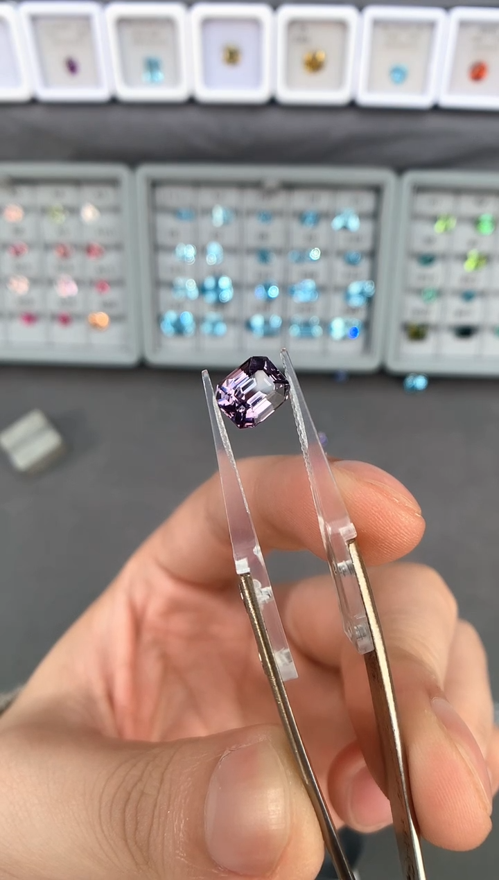 【闪购商品】定制尖晶石裸石未镶嵌2.75ct