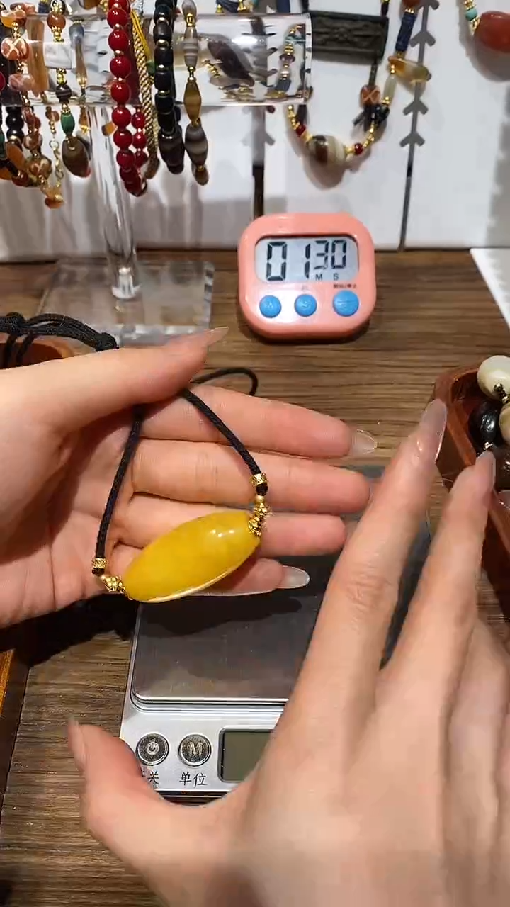 非金属无千***习手编绳黄色珠子吊坠项链 