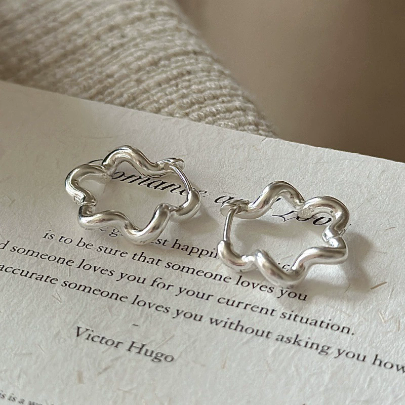 925银耳饰 韩版小众设计感复古哑光小花耳环韩国风时髦简约耳环