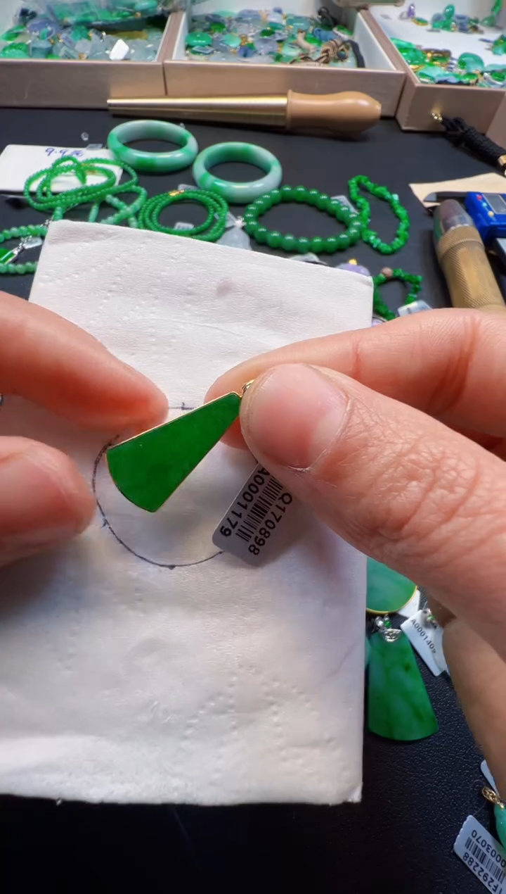 【闪购商品】定制翡翠18K金镶嵌1980元