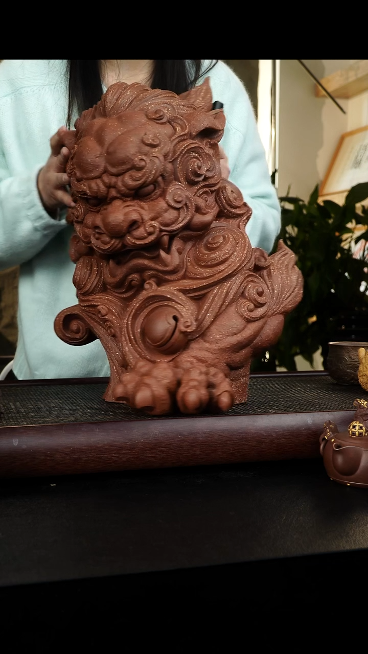 茶壶紫砂??红降坡  狮子 事事如意